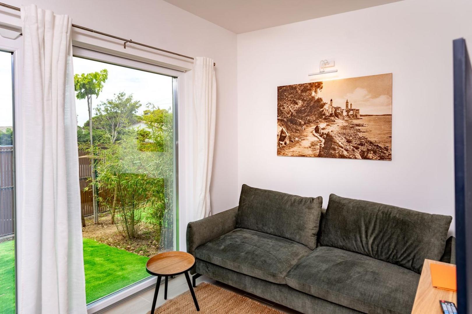 Arti Holiday Homes Banjol Exteriör bild