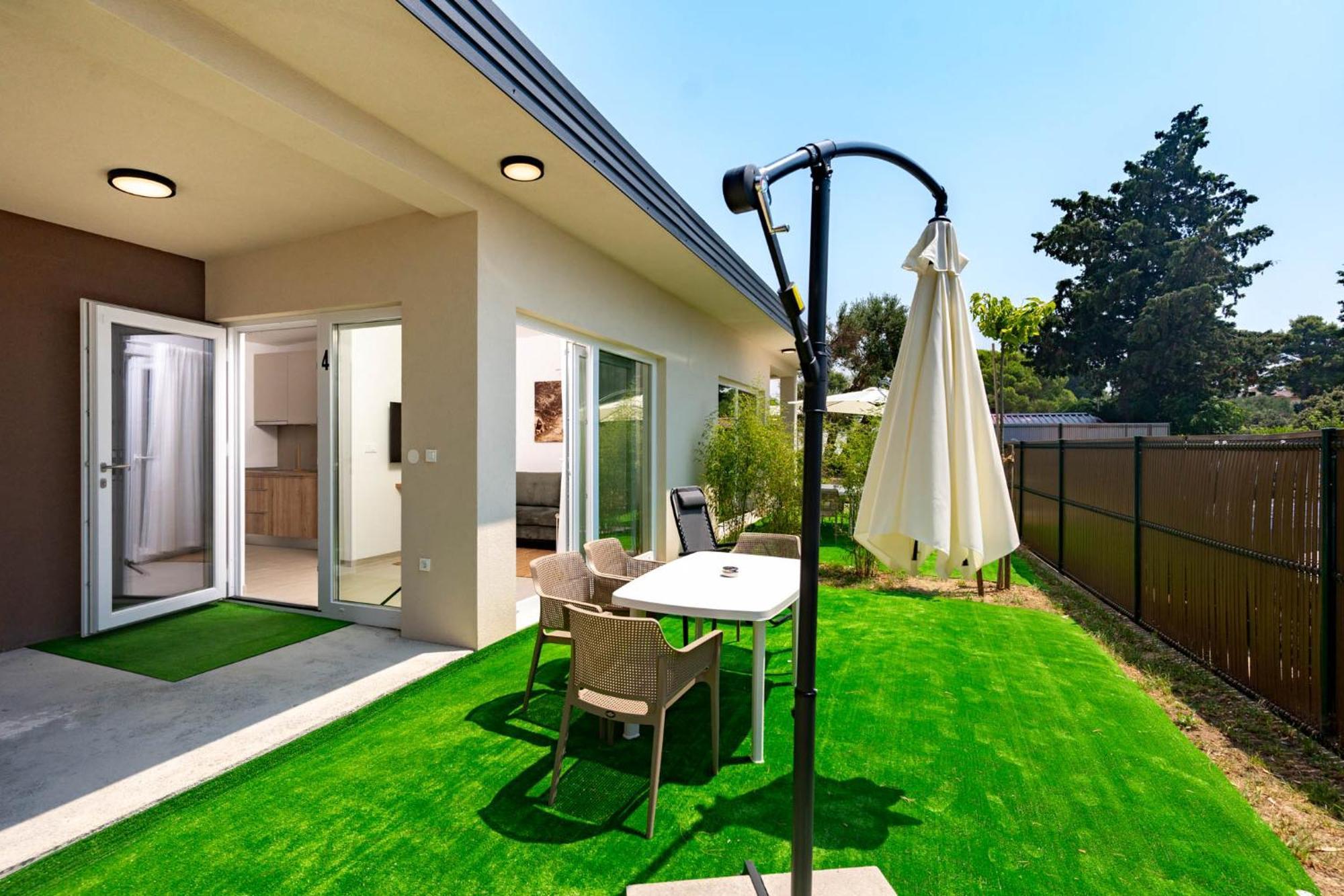 Arti Holiday Homes Banjol Exteriör bild